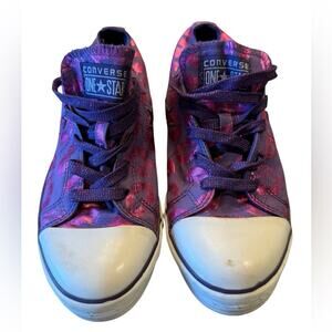 Converse One Star Kids' Size 6 Vibrant Purple and Pink Metallic Kiss Sneakers